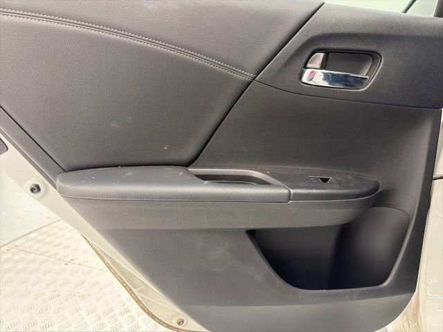 Used 2015 Honda Accord Sport image 9
