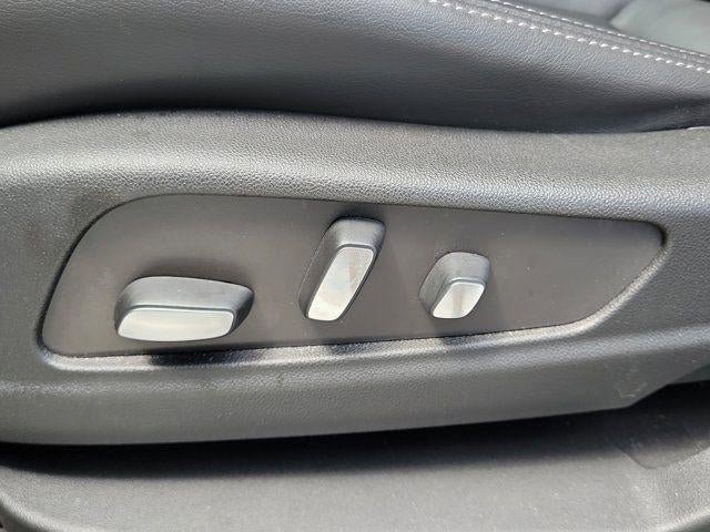 Certified 2022 Cadillac XT6 Sport AWD/4WD image 7