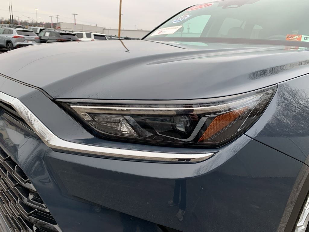 Used 2024 Toyota Grand Highlander XLE image 29