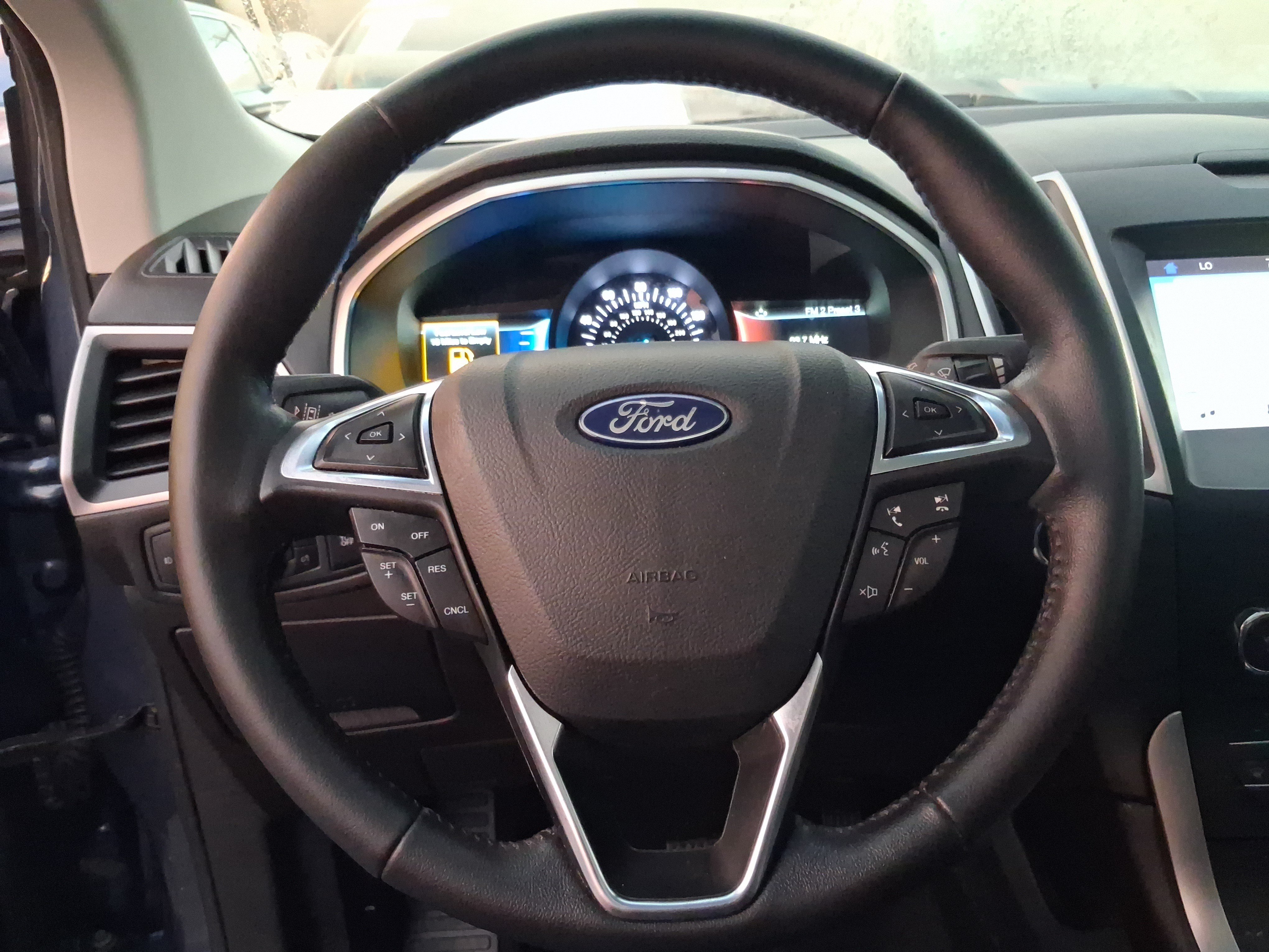 Used 2019 Ford Edge SEL w/ Equipment Group 201A FWD image 14