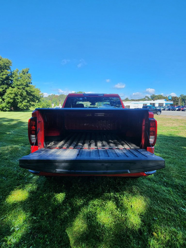 Used 2023 GMC Sierra 1500 Pro w/ Graphite Edition AWD/4WD image 14