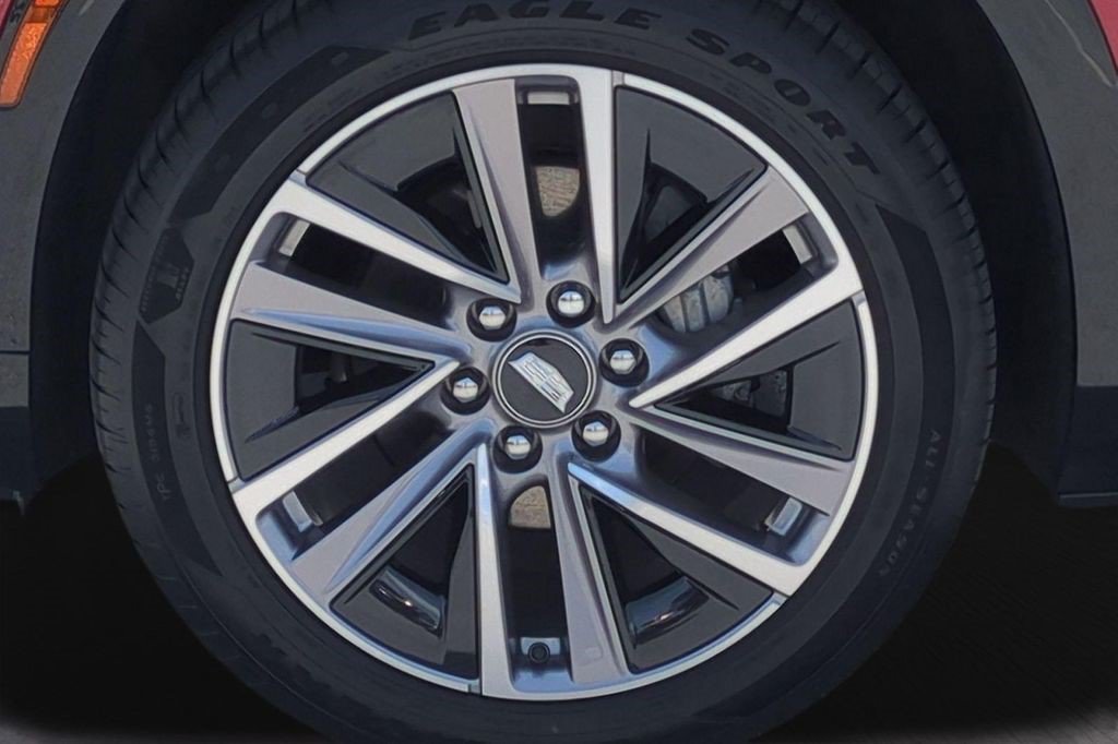 Certified 2026 Cadillac Vistiq Premium Luxury w/ LPO, Floor Liner Package AWD/4WD image 19