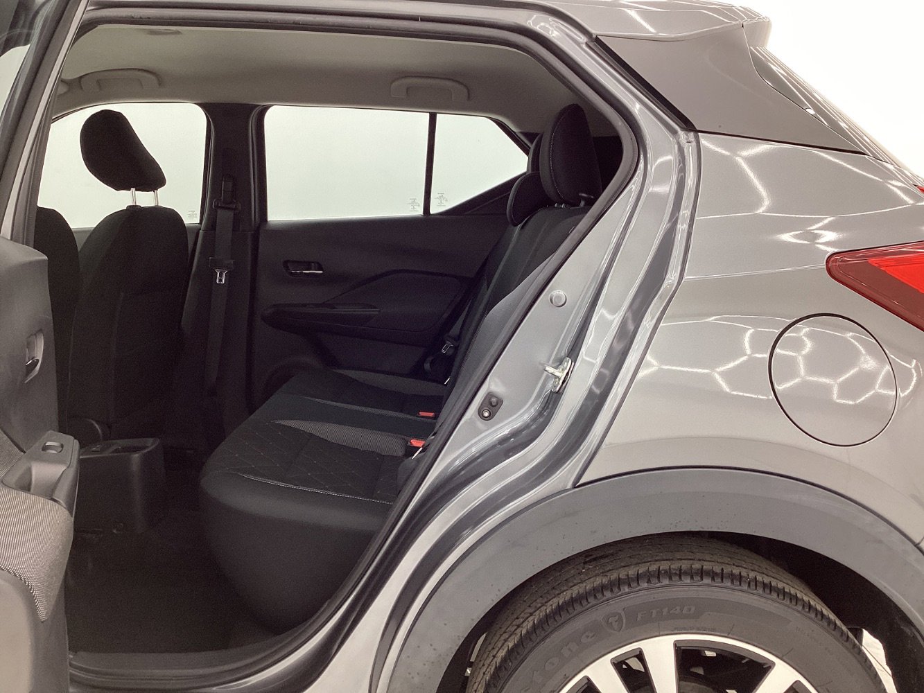 Used 2018 Nissan Kicks SV image 20