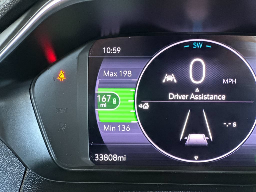 Used 2023 Chevrolet Bolt EUV LT w/ Convenience Package FWD image 26
