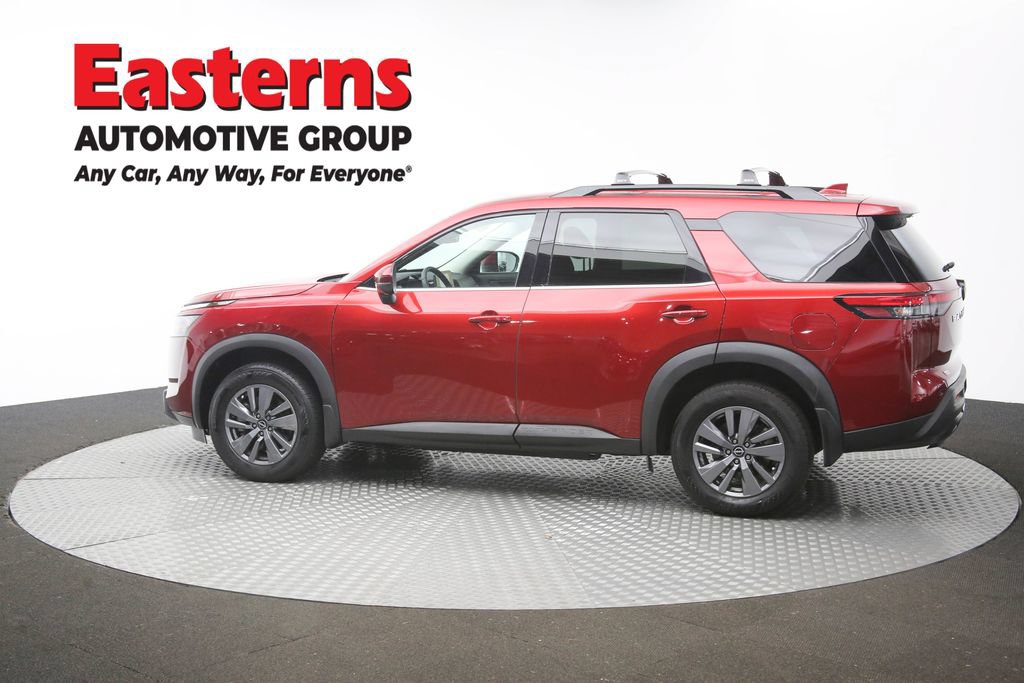 Used 2024 Nissan Pathfinder SV AWD/4WD image 63
