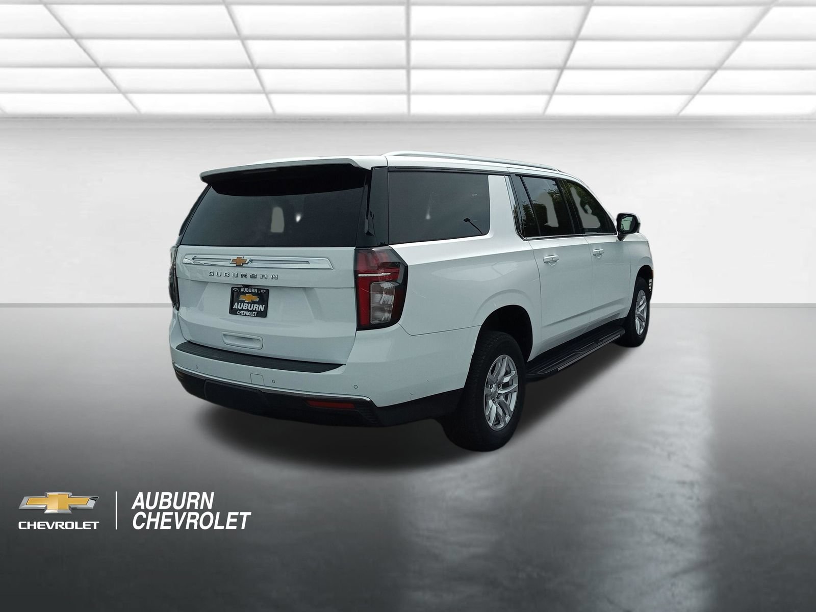 Certified 2022 Chevrolet Suburban LS AWD/4WD image 3