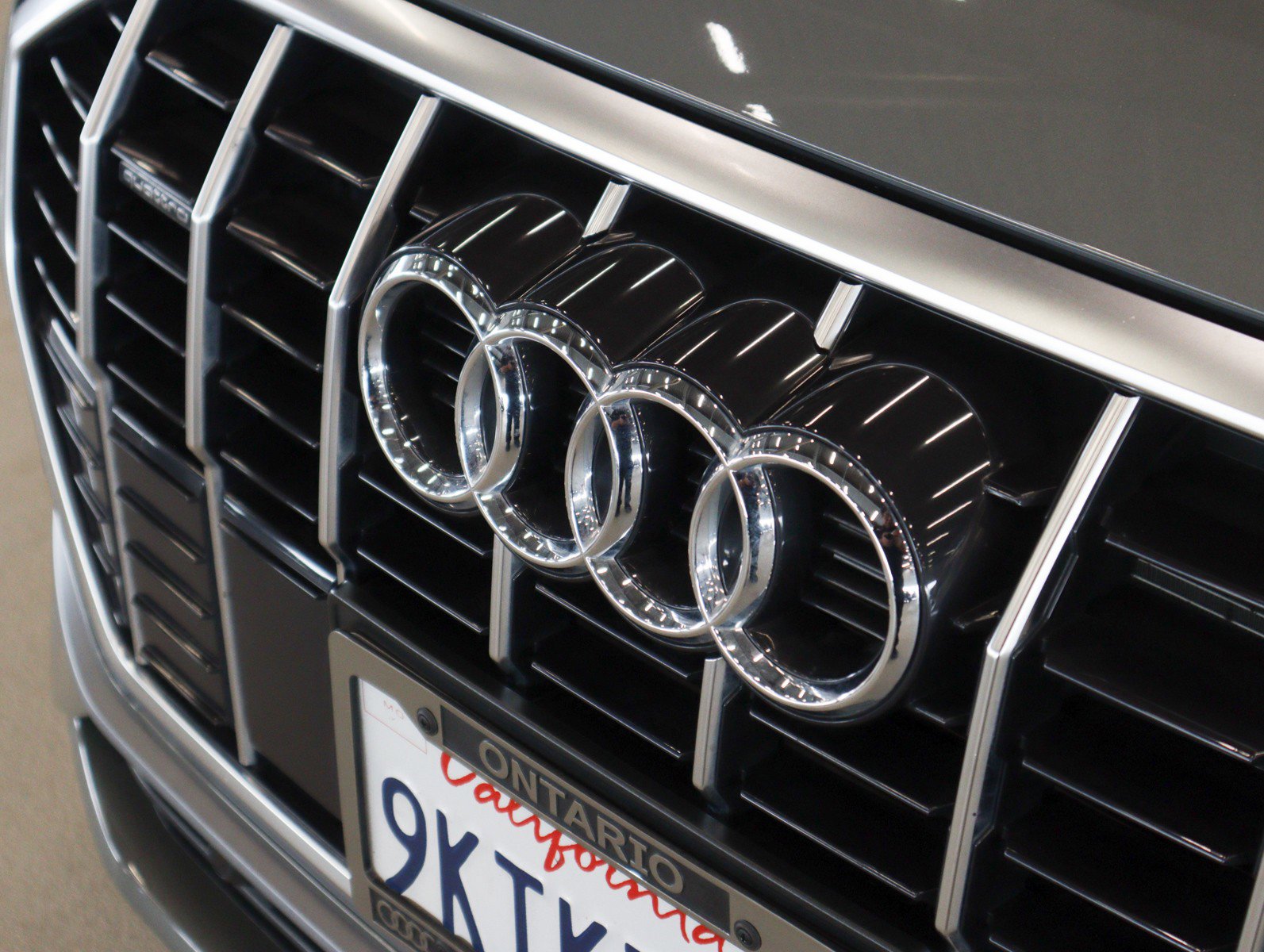Used 2024 Audi Q3 2.0T Premium AWD/4WD image 29