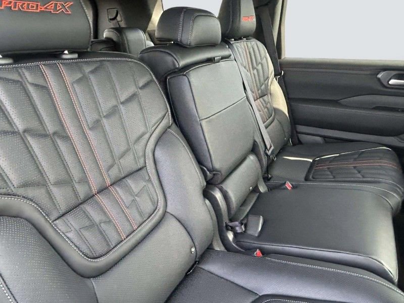 New 2025 Nissan Armada PRO-4X AWD/4WD image 28