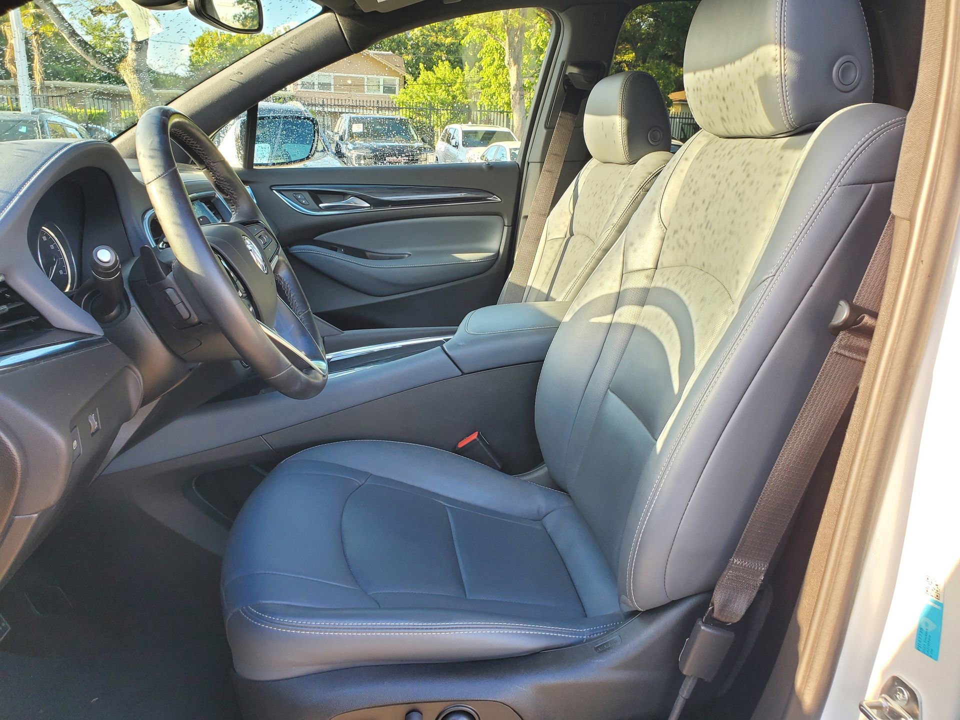 Used 2023 Buick Enclave Essence FWD image 20