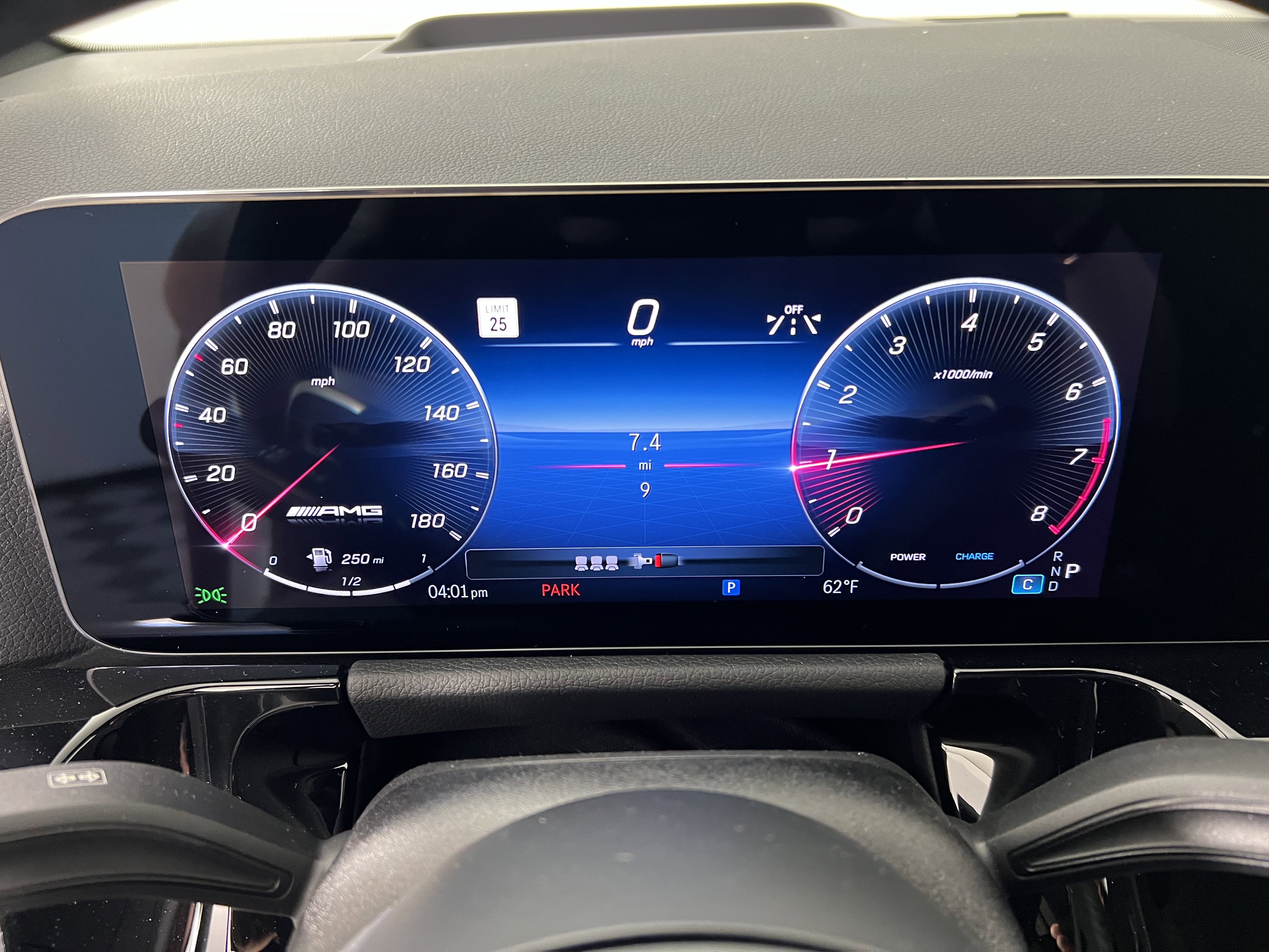 New 2026 Mercedes-Benz GLA 35 AMG 4MATIC image 29