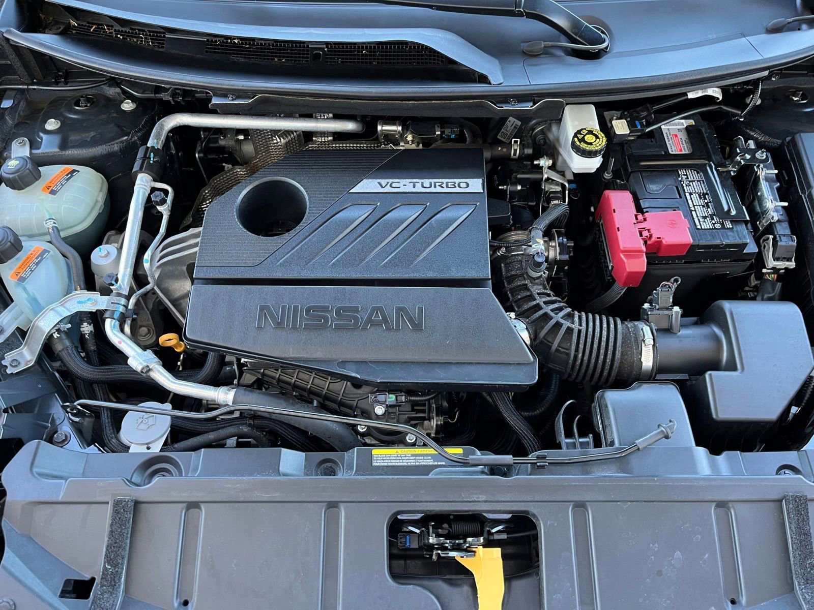 Used 2023 Nissan Rogue SV image 32