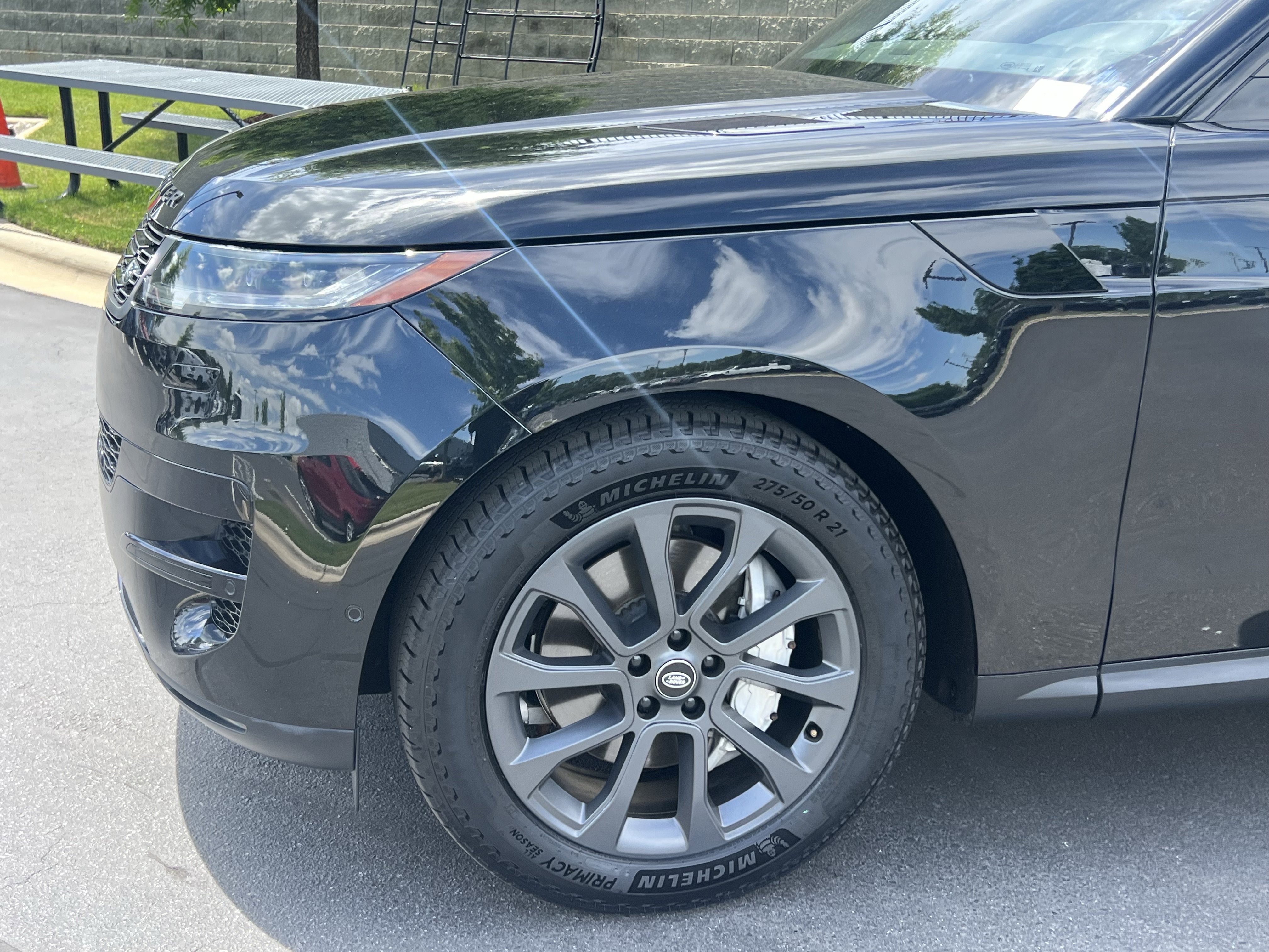 Certified 2024 Land Rover Range Rover Sport SE AWD/4WD image 12