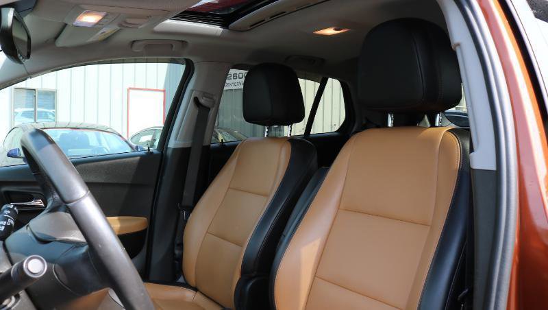 Used 2019 Chevrolet Trax Premier w/ LPO, Protection Package FWD image 10