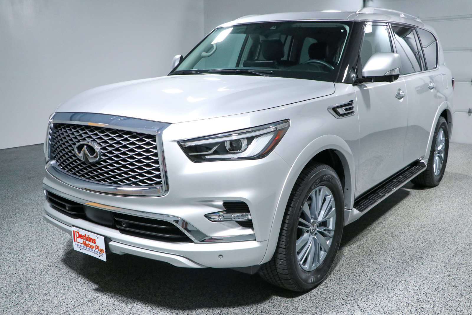 Used 2023 INFINITI QX80 Luxe w/ Cargo Package AWD/4WD image 36