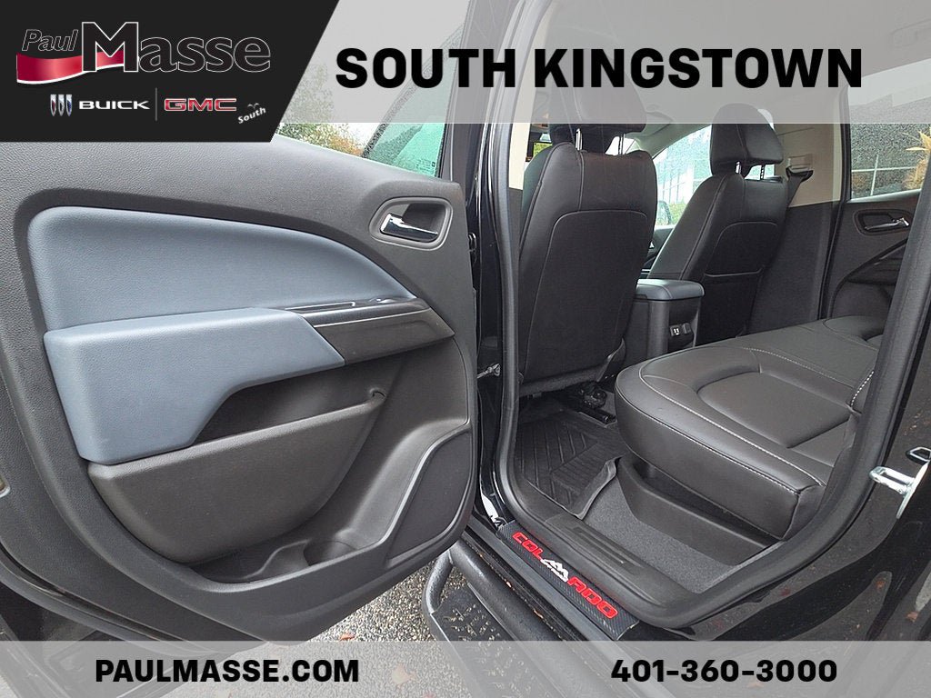 Used 2022 Chevrolet Colorado Z71 w/ Z71 Midnight Edition AWD/4WD image 18
