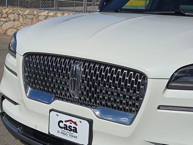 Used 2023 Lincoln Aviator Reserve w/ Equipment Group 201A image 7