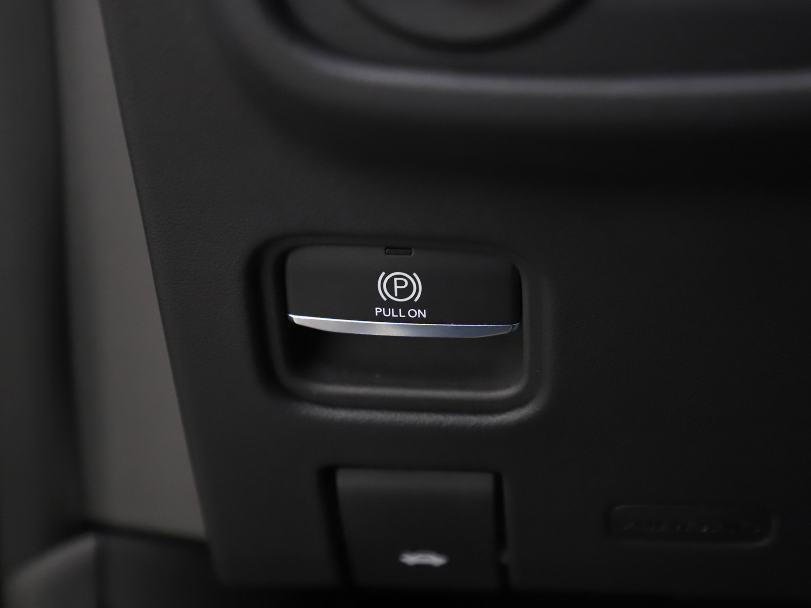 Used 2024 Jeep Grand Cherokee Summit AWD/4WD image 29