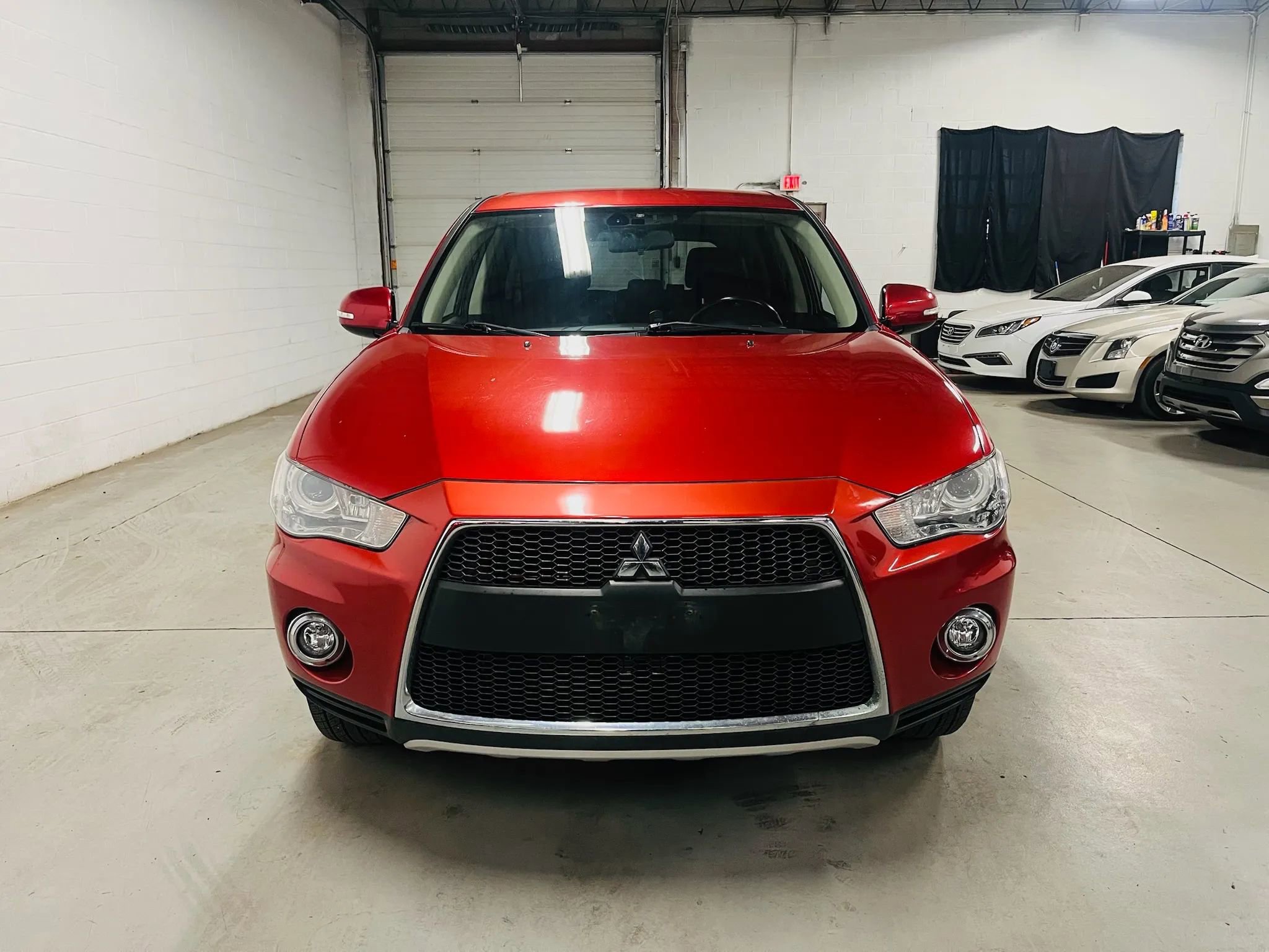 Used 2013 Mitsubishi Outlander GT image 3