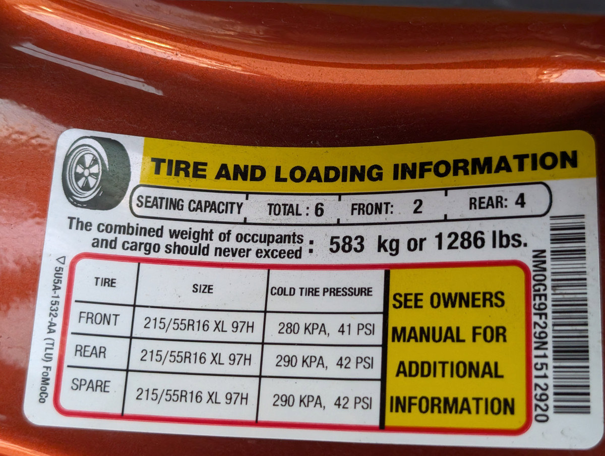 Used 2022 Ford Transit Connect XLT image 28