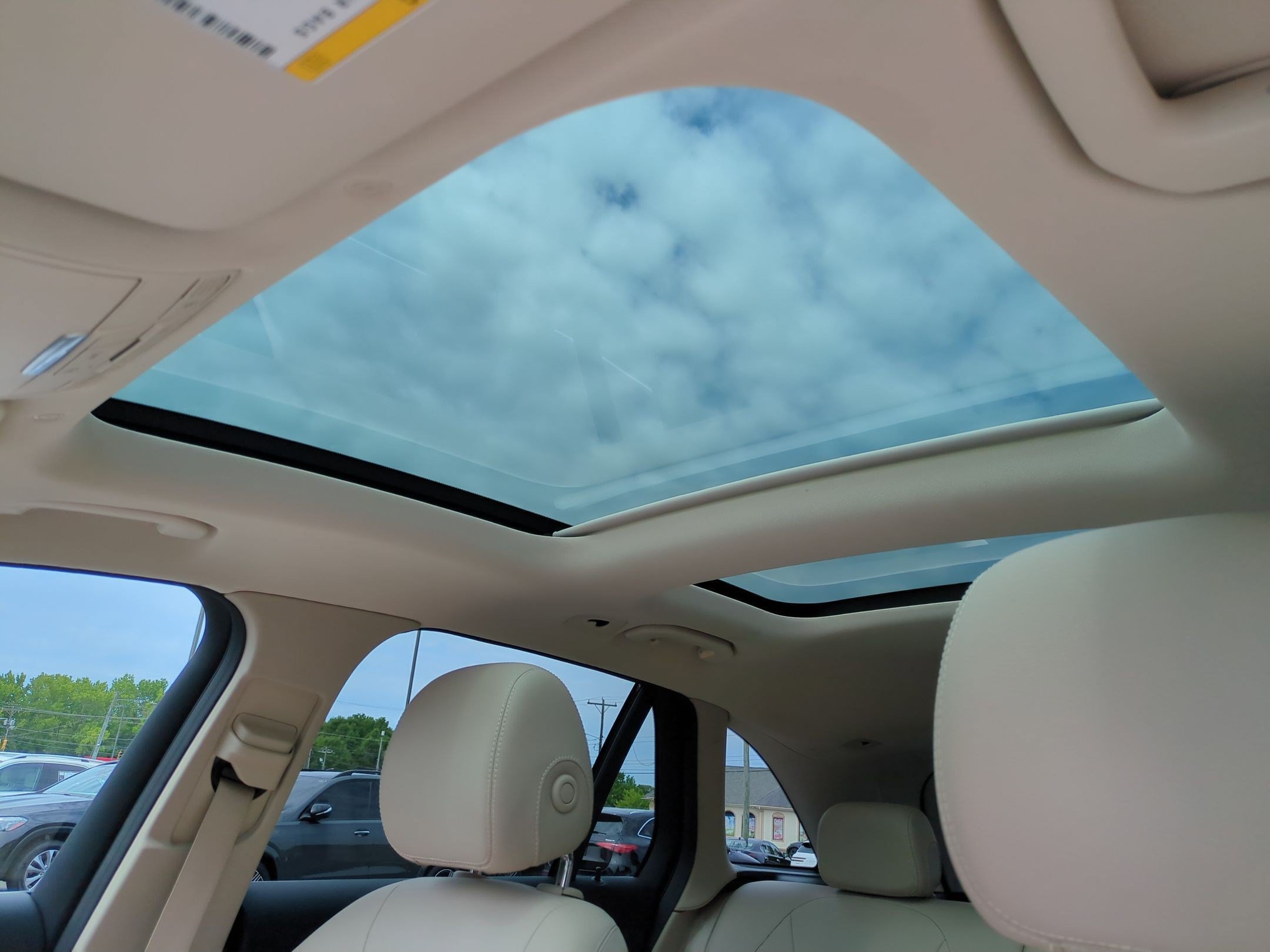 Certified 2022 Mercedes-Benz GLC 300 image 28