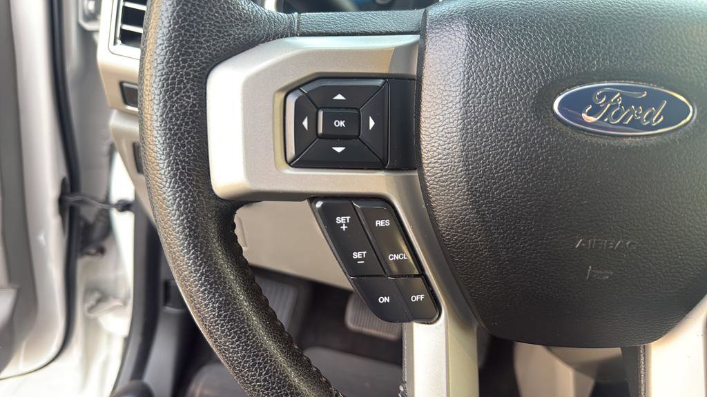 Used 2015 Ford F150 Lariat w/ Equipment Group 502A Luxury image 33