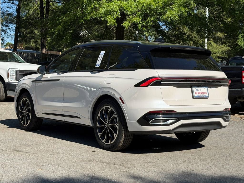 New 2026 Lincoln Nautilus Reserve AWD/4WD image 3
