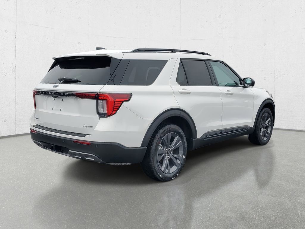 New 2026 Ford Explorer Active w/ Active Comfort Package image 7