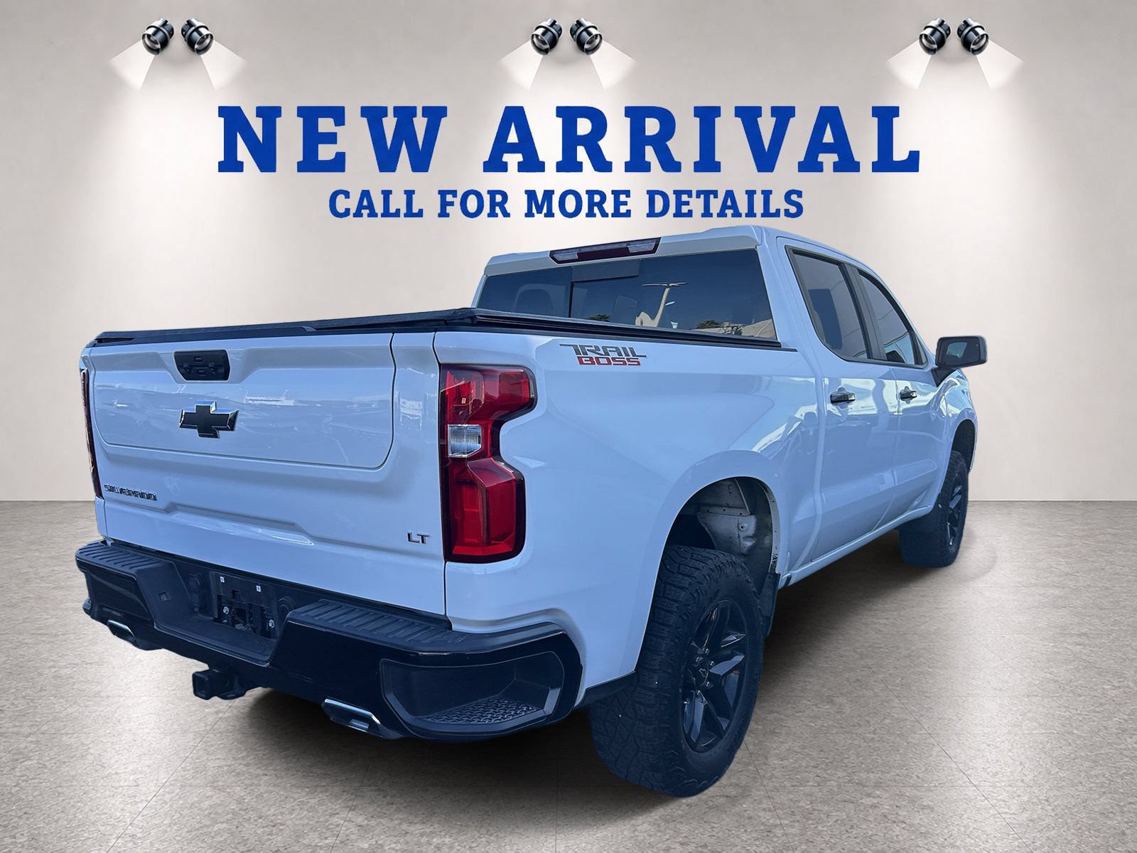 Used 2024 Chevrolet Silverado 1500 LT Trail Boss w/ Convenience Package II AWD/4WD image 5
