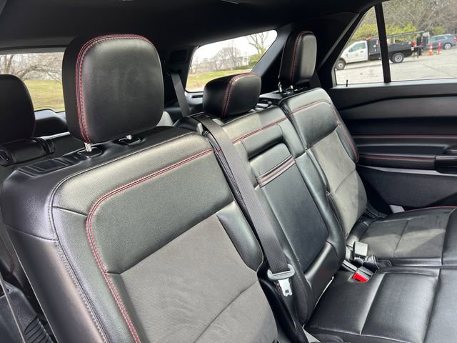 Used 2022 Ford Explorer ST-Line image 34