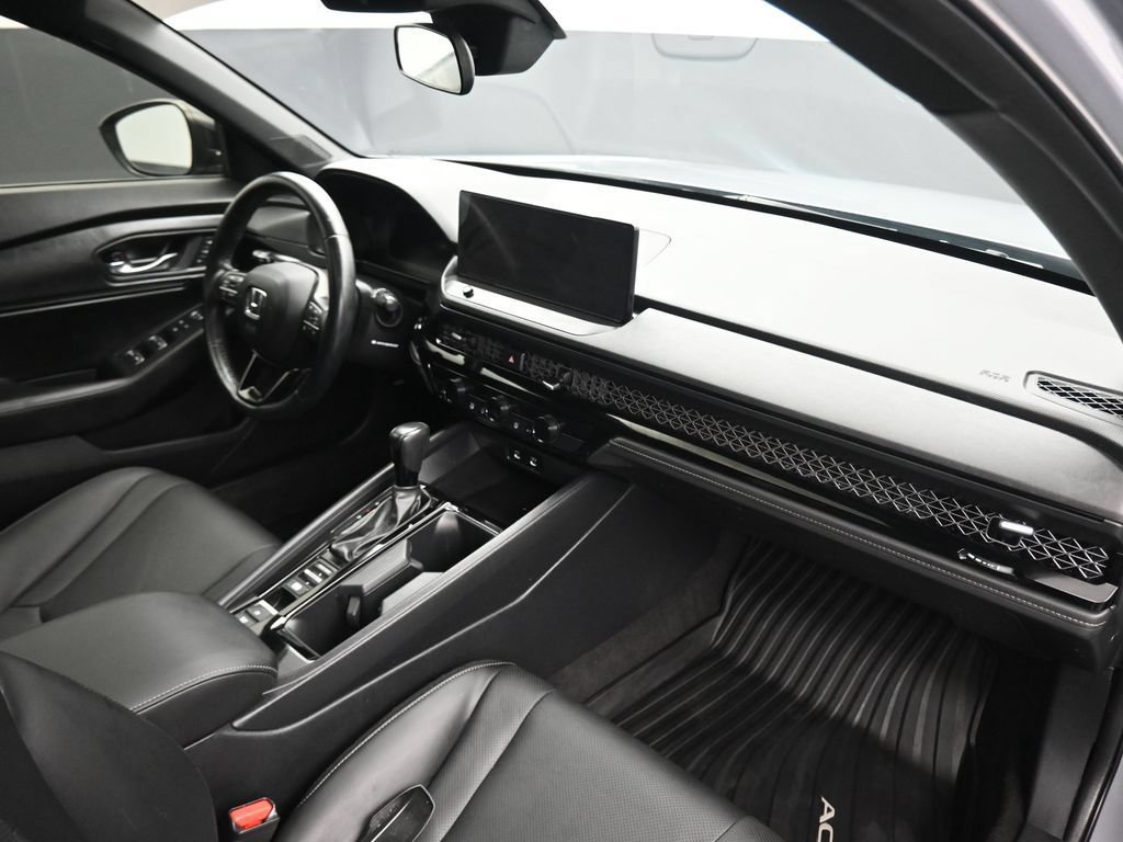 Used 2023 Honda Accord Sport image 43