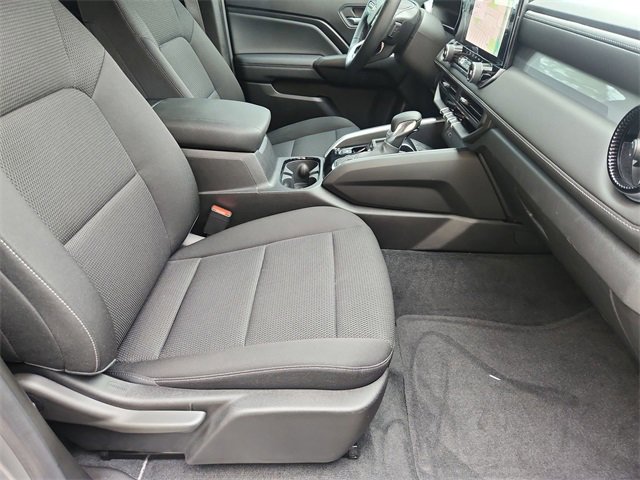 Used 2023 Chevrolet Colorado LT w/ LT Convenience Package II image 27