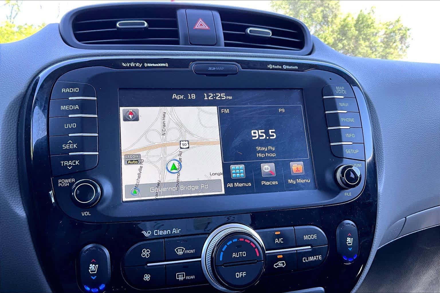 Used 2016 Kia Soul + w/ Primo Package FWD image 33