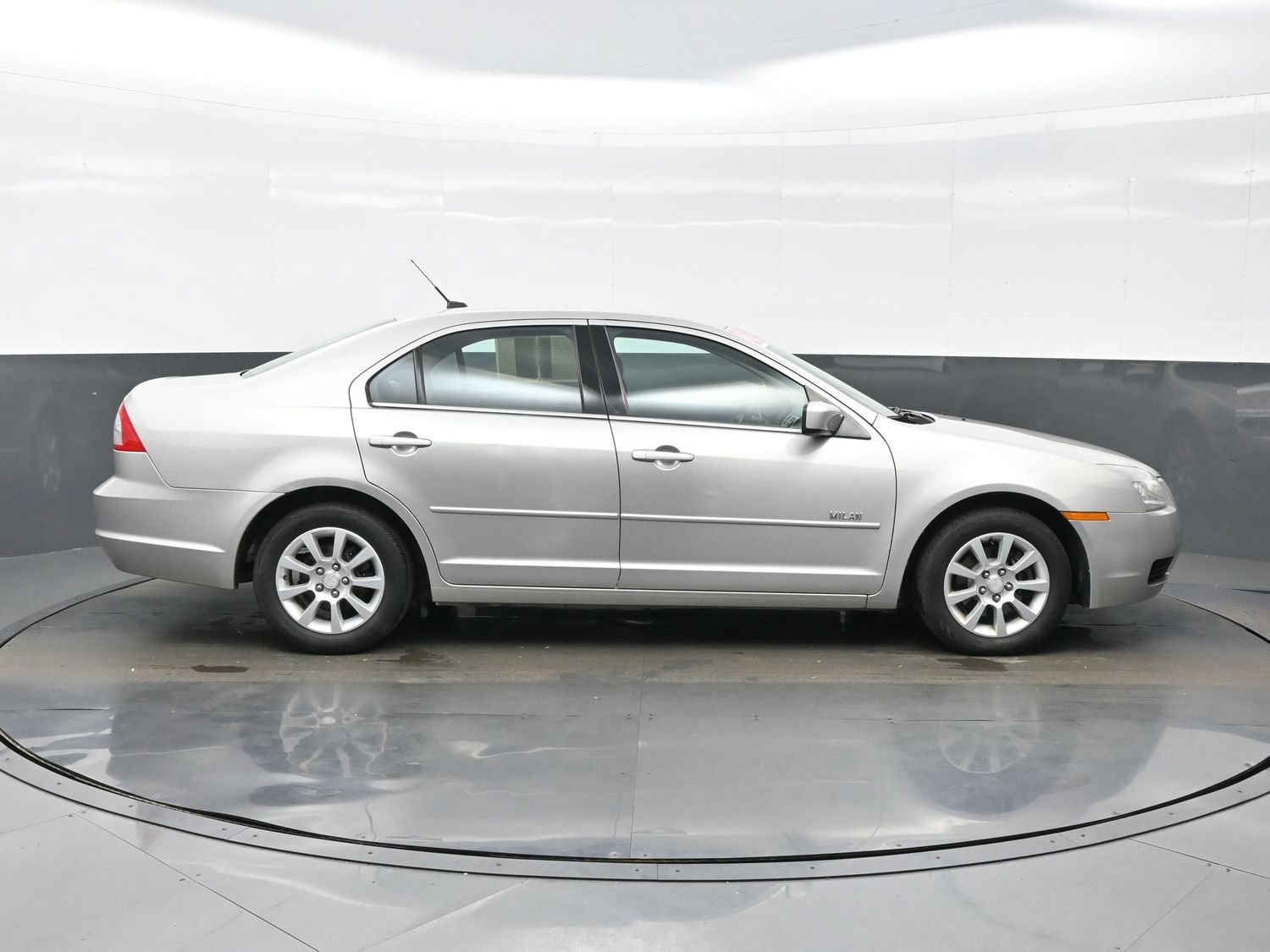 Used 2008 Mercury Milan FWD image 7