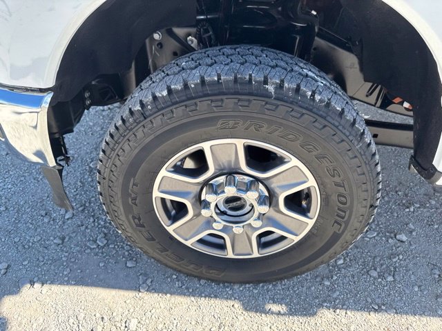Used 2025 Ford F250 XLT w/ FX4 Off-Road Package AWD/4WD image 23