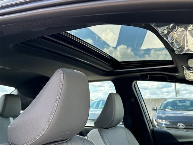 New 2026 Toyota Camry SE image 10