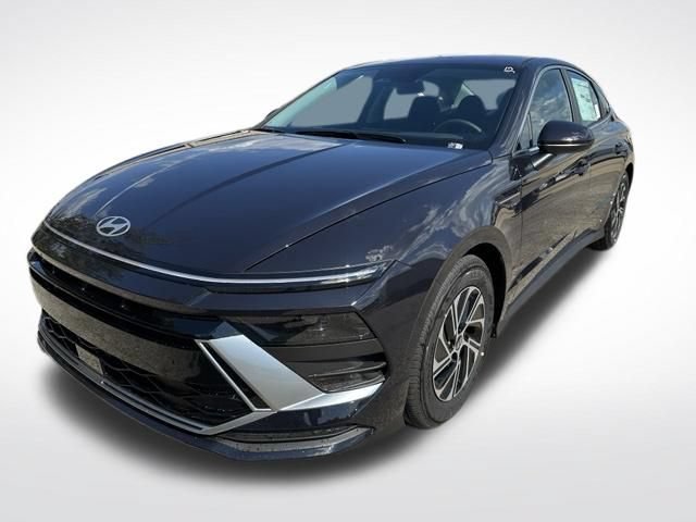 New 2026 Hyundai Sonata Blue FWD image 8