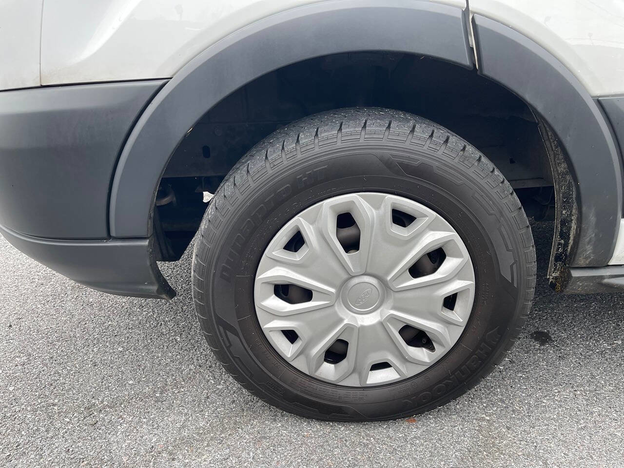 Used 2015 Ford Transit 250 148 Medium Roof image 14