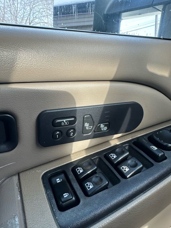 Used 2004 Chevrolet Silverado 2500 LT w/ Skid Plate Package image 15