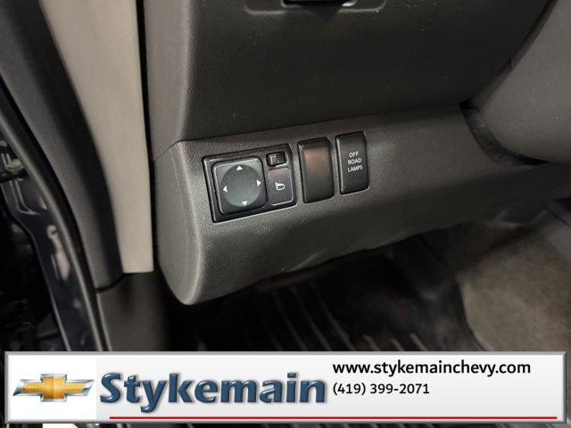 Used 2015 Nissan Xterra PRO-4X image 29
