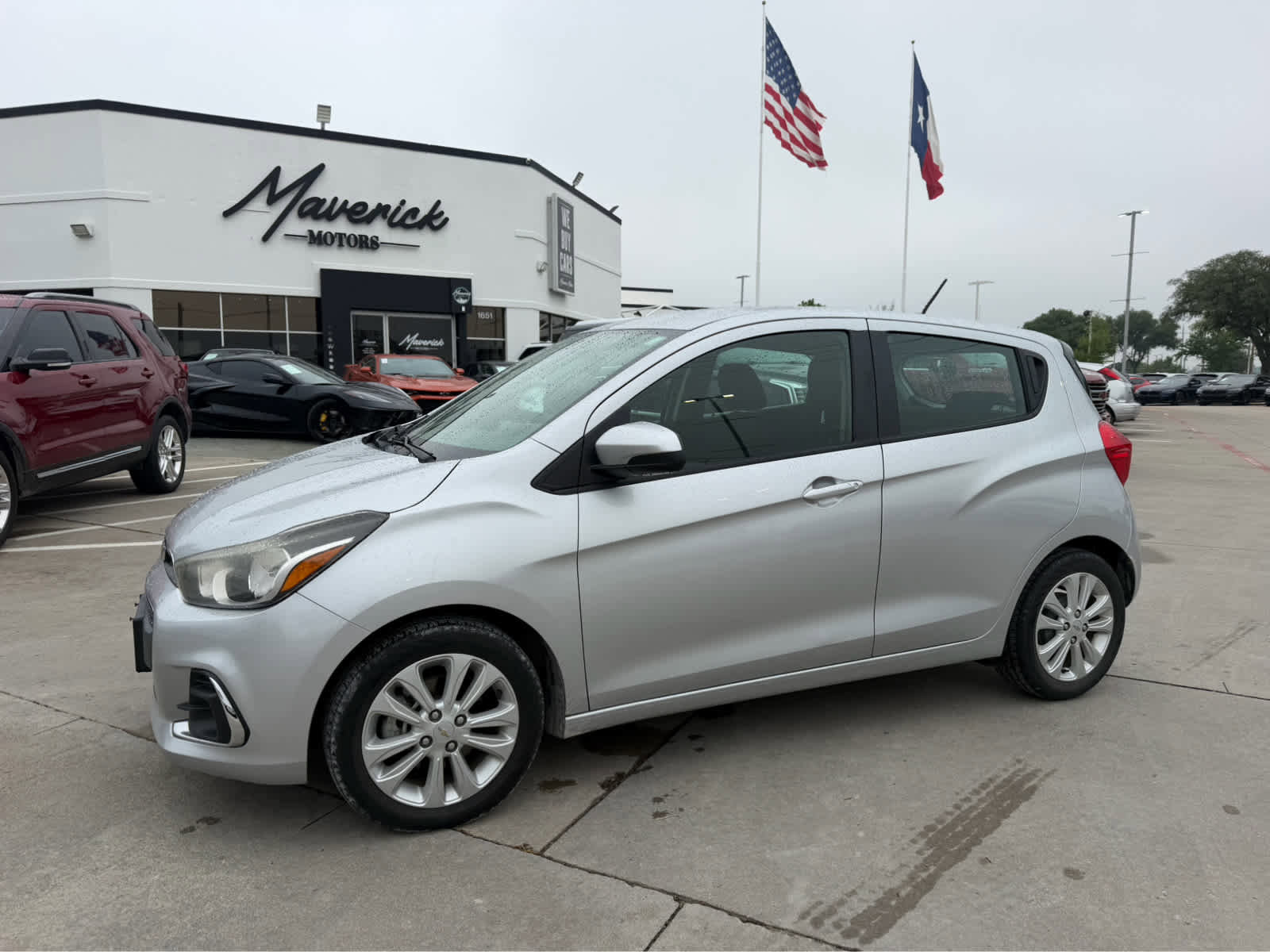 Used 2017 Chevrolet Spark LT FWD image 1