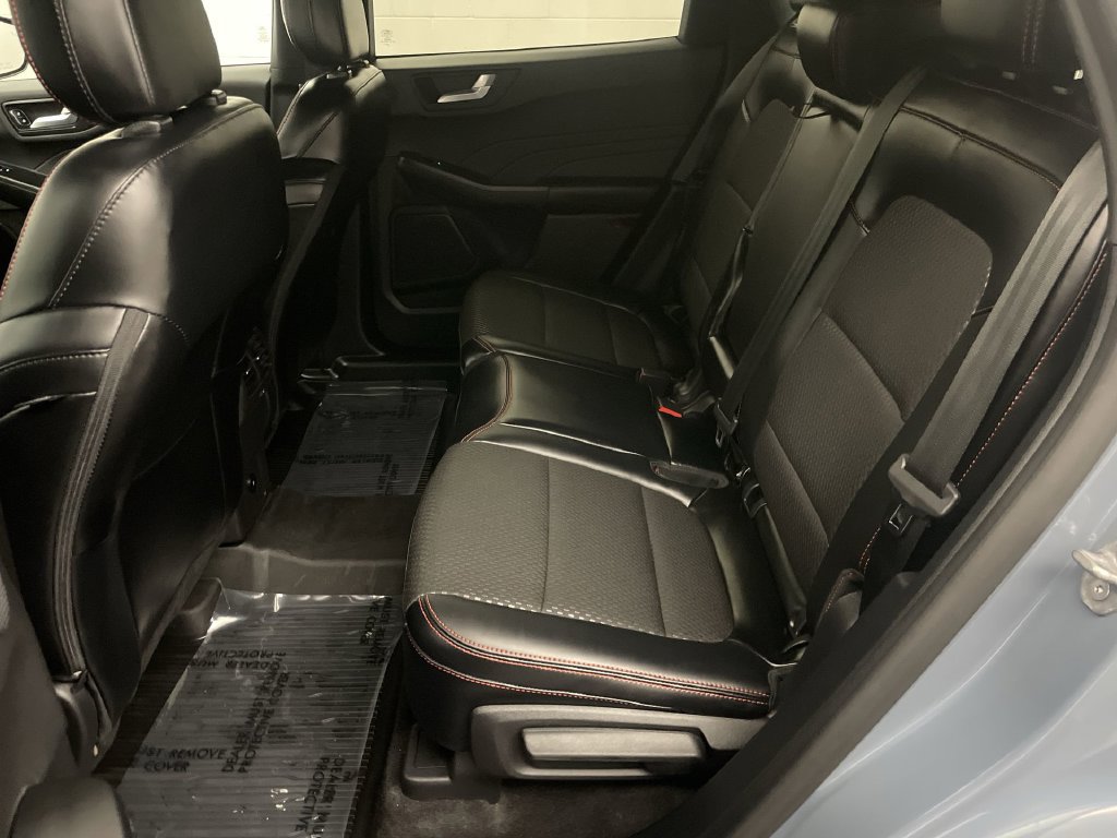 Used 2024 Ford Escape ST-Line Select w/ Tech Pack #2 AWD/4WD image 19