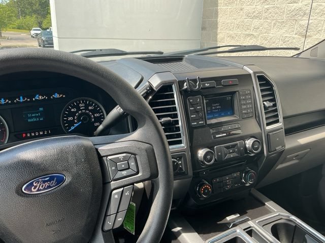 Used 2015 Ford F150 XLT AWD/4WD image 19