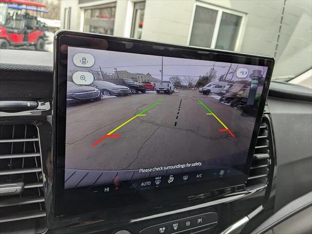 Used 2024 Ford Transit 350 XLT image 19