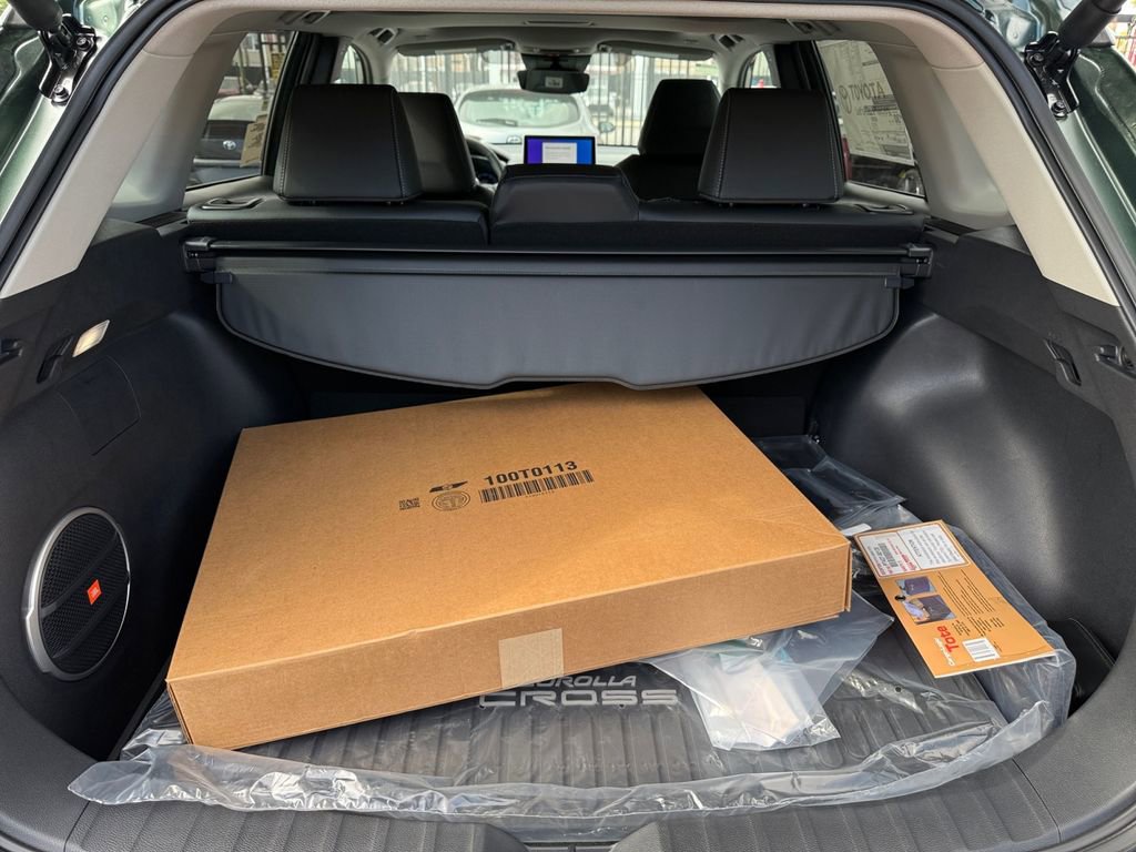 New 2026 Toyota Corolla Cross XLE image 25