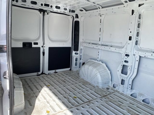 Used 2025 RAM ProMaster 2500 w/ Convenience Group FWD image 26