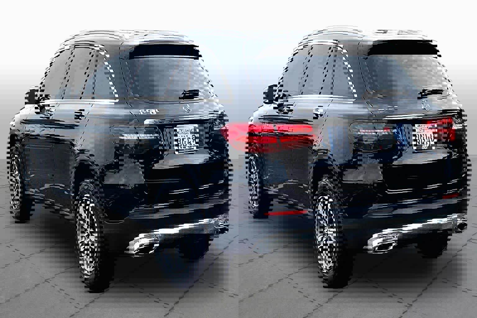 Used 2019 Mercedes-Benz GLC 300 image 11