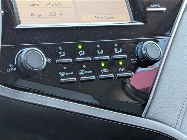 Used 2018 Toyota Camry LE FWD image 14