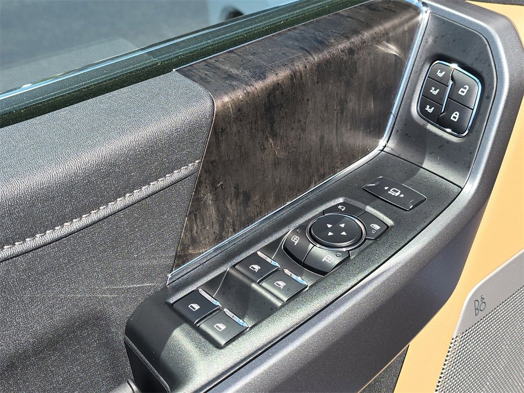 New 2026 Ford F250 Lariat image 19