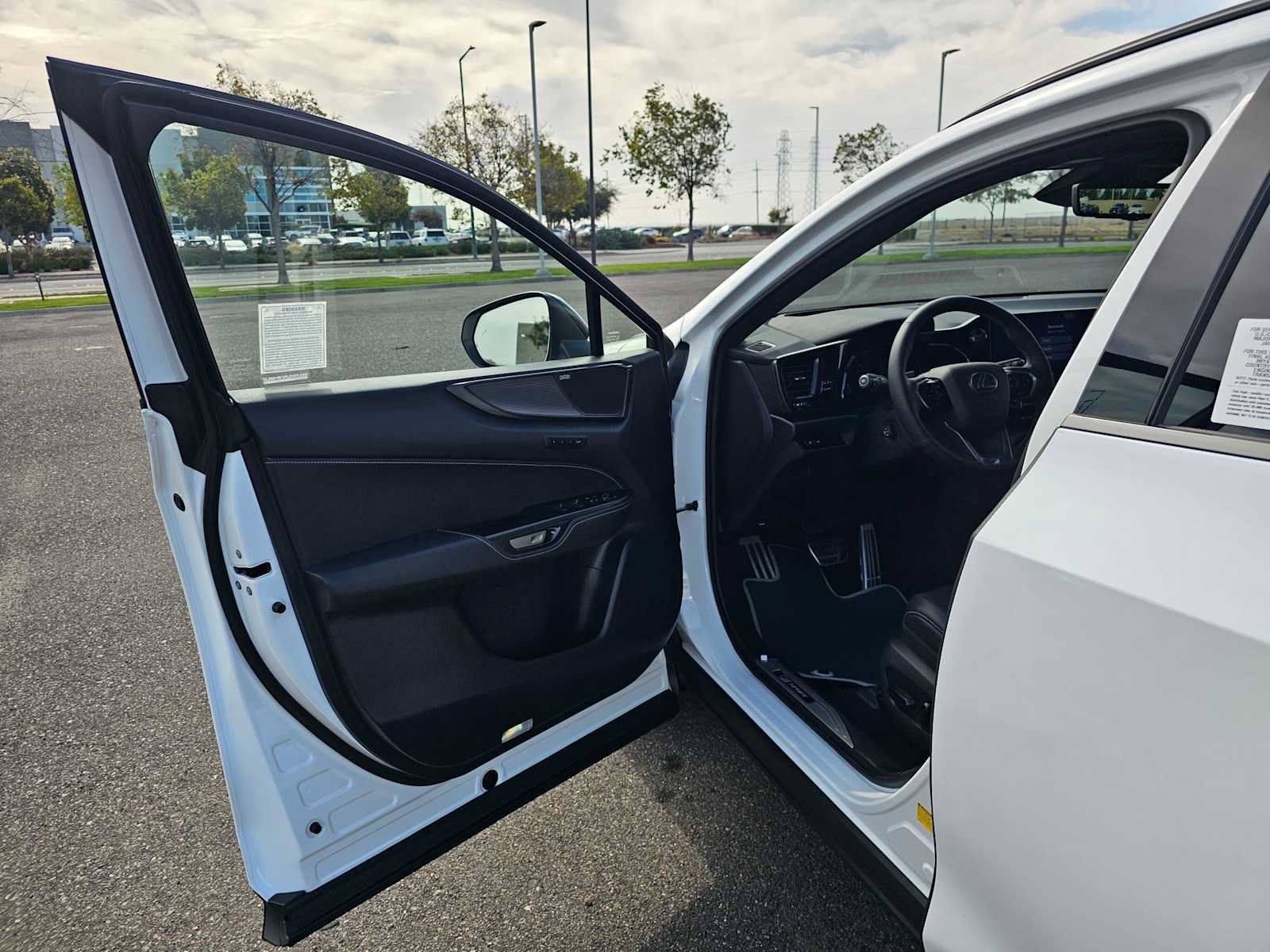 New 2026 Lexus NX 350h F Sport AWD/4WD image 19