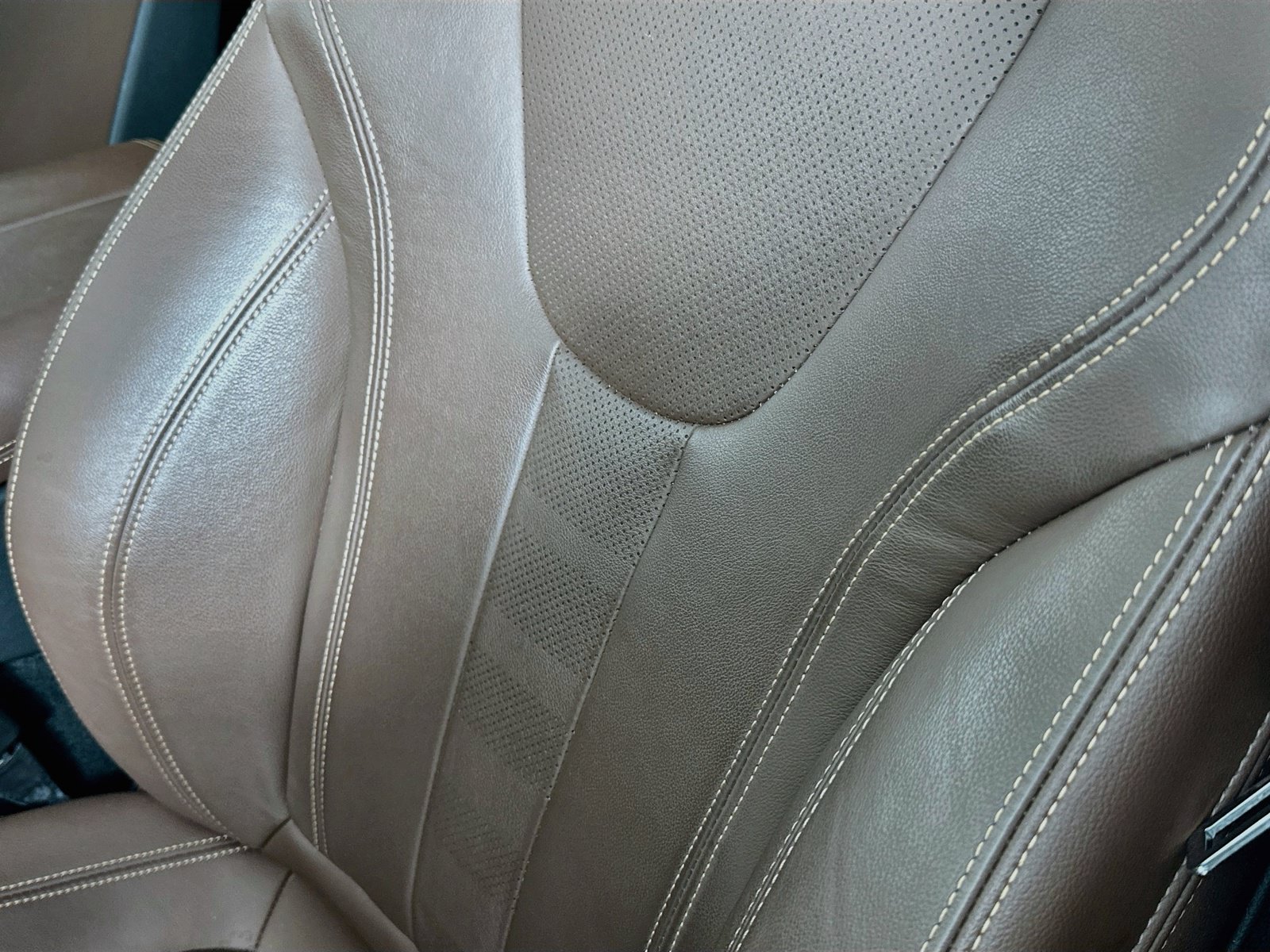 Used 2022 BMW X7 xDrive40i w/ Premium Package AWD/4WD image 19